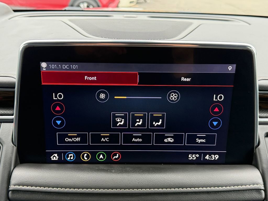 Used 2021 Chevrolet Tahoe Premier AWD/4WD image 17