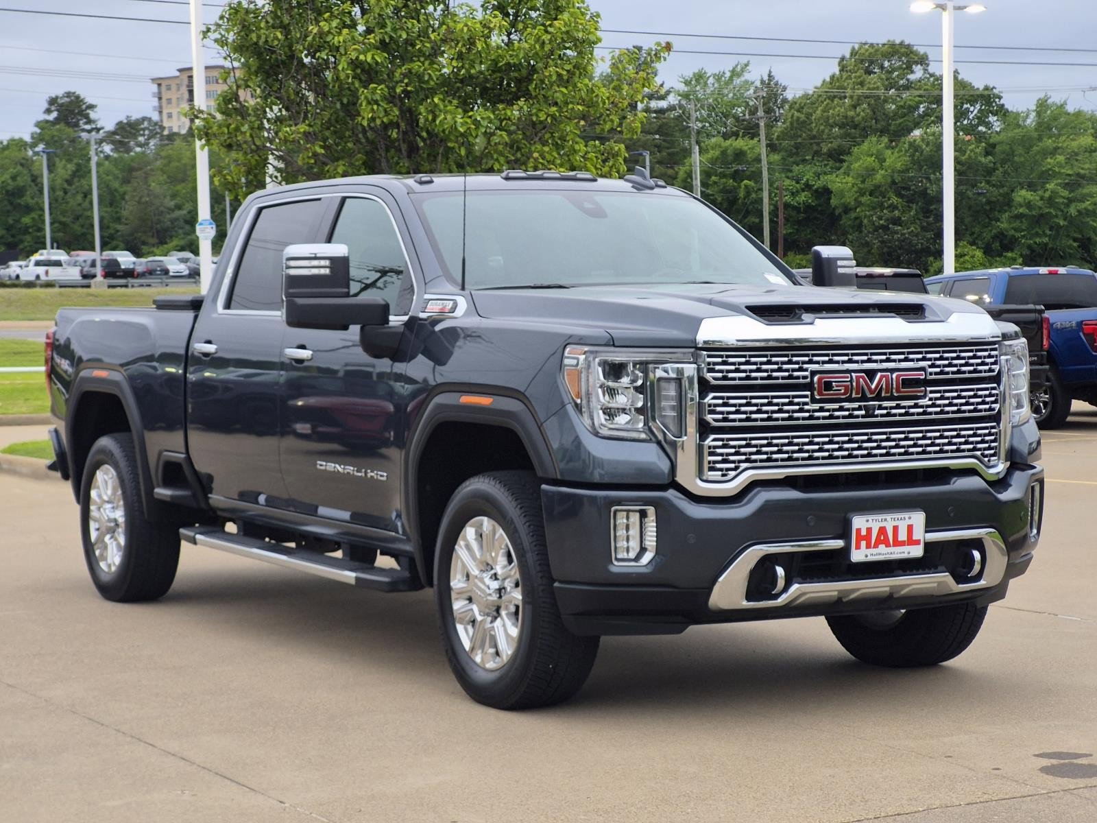 Certified 2020 GMC Sierra 2500 Denali w/ Denali Ultimate Package AWD/4WD image 1