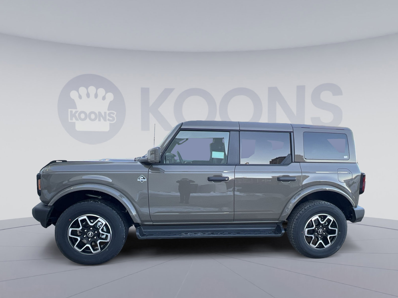 New 2026 Ford Bronco Outer Banks image 2