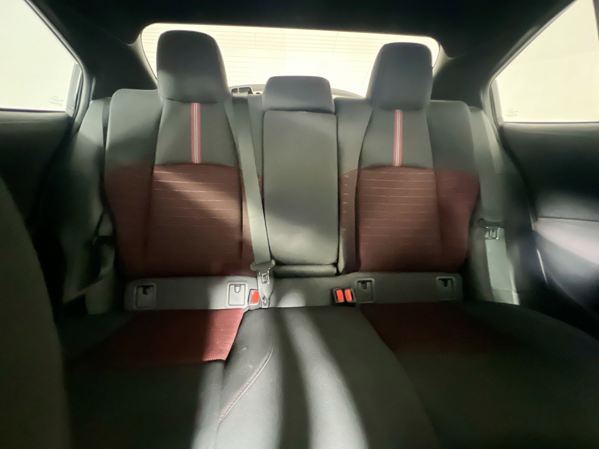 Used 2023 Toyota Corolla SE FWD image 33