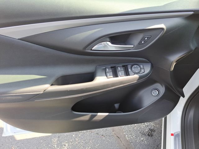 New 2026 Buick Envista Sport Touring FWD image 23