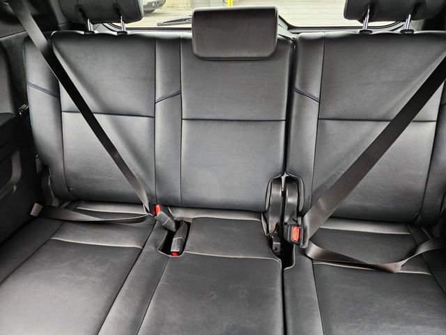 Used 2025 Toyota Sequoia Platinum AWD/4WD image 21