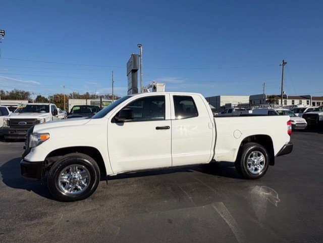 Used 2016 Toyota Tundra SR w/ Tow Package image 10