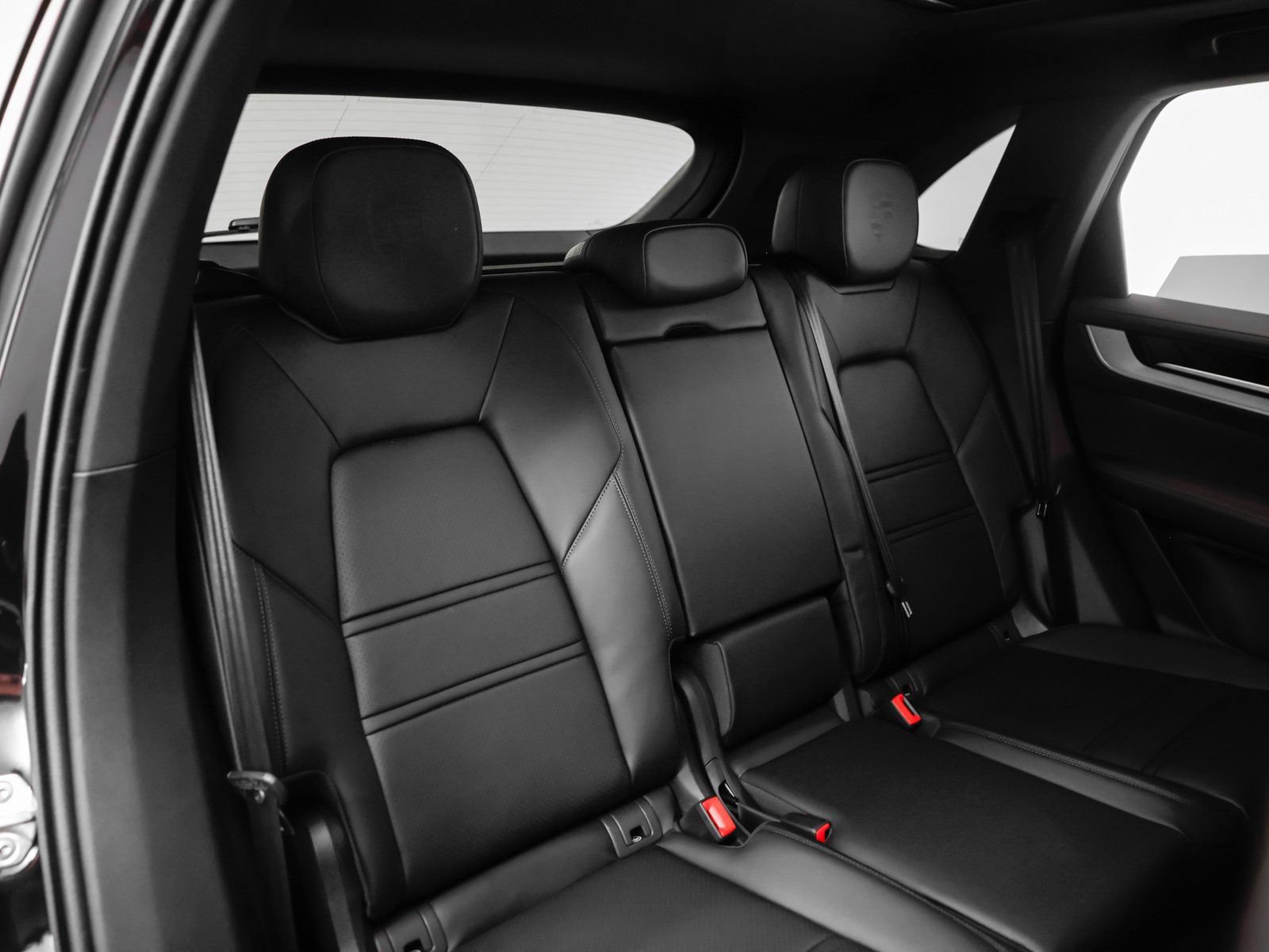 Certified 2026 Porsche Cayenne S AWD/4WD image 23