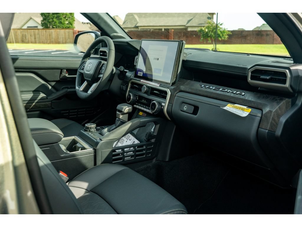 New 2026 Toyota Tacoma Limited AWD/4WD image 17