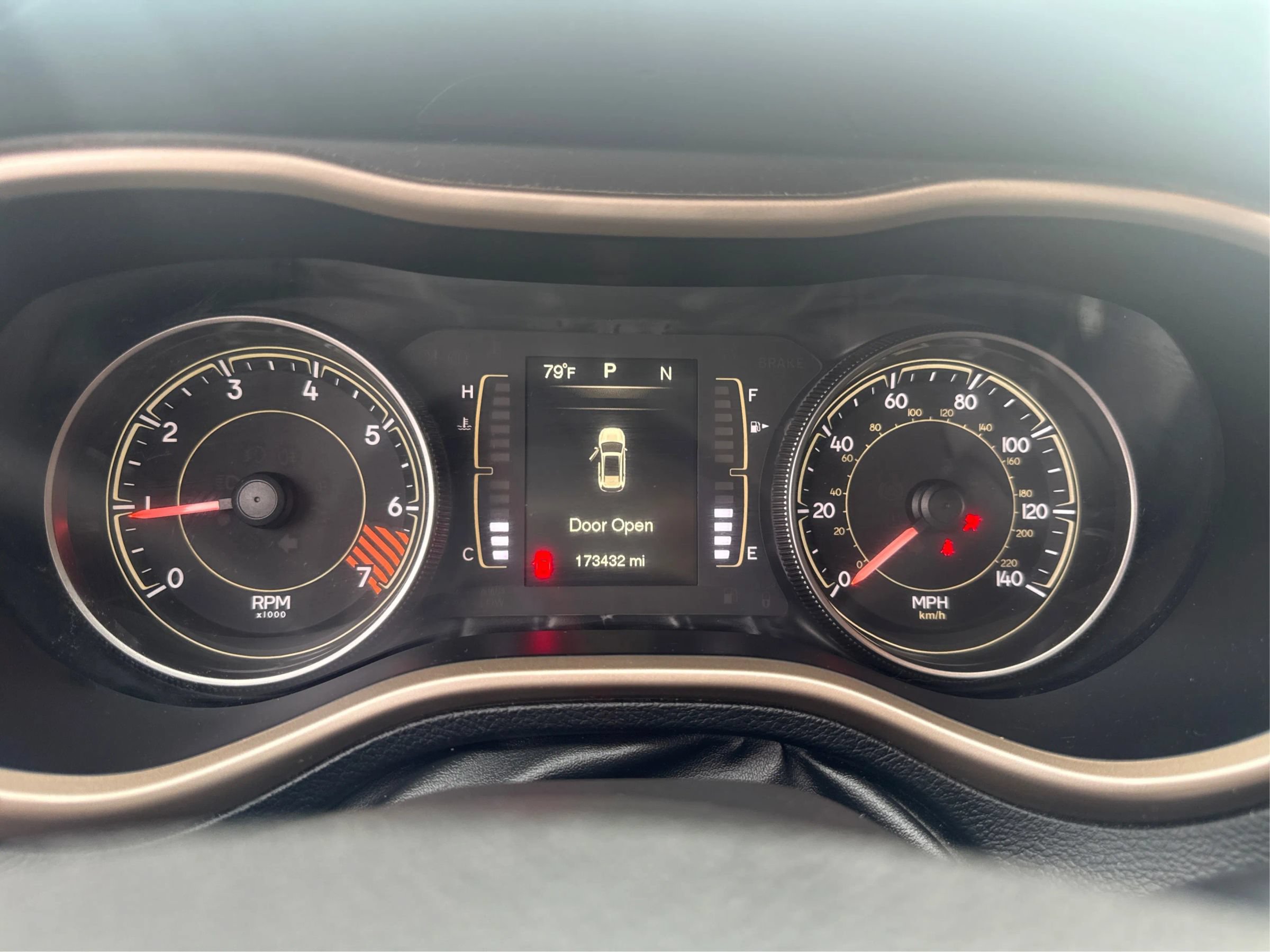Used 2014 Jeep Cherokee Latitude AWD/4WD image 20