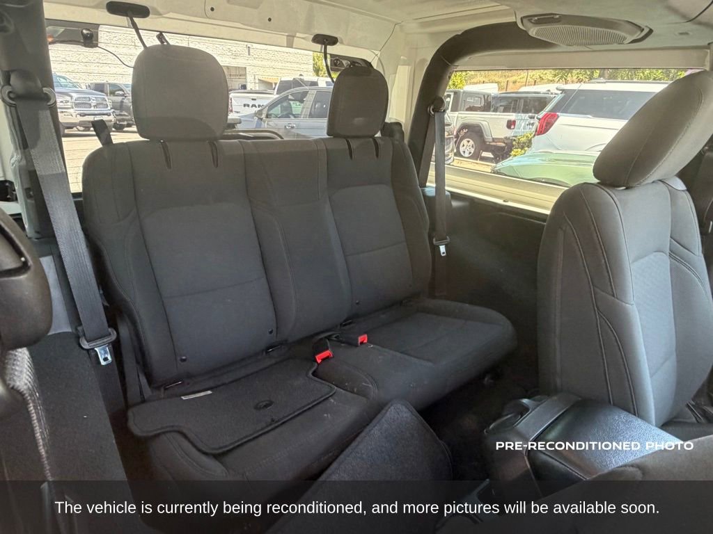 Used 2022 Jeep Wrangler Sport AWD/4WD image 15