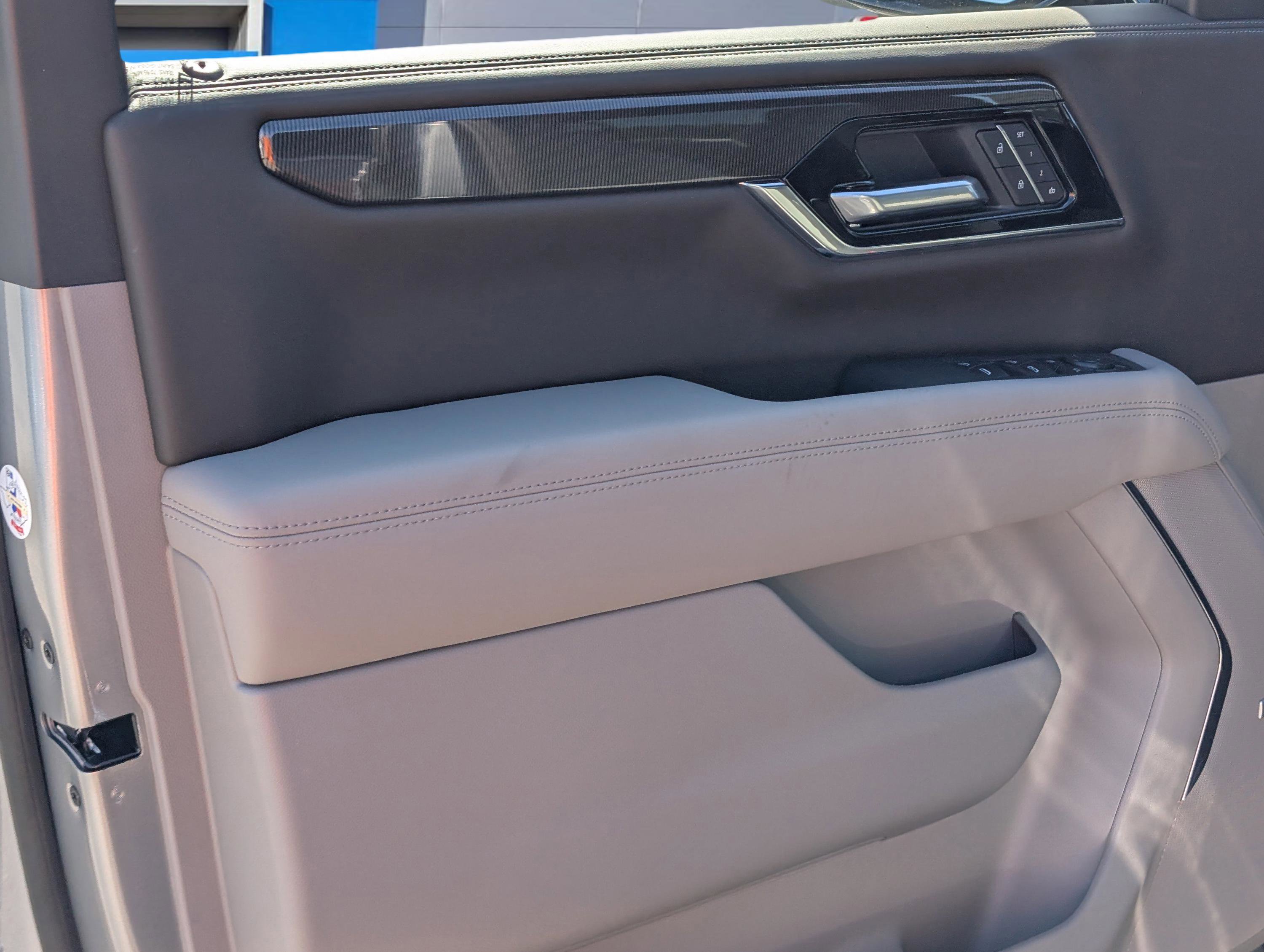 New 2026 GMC Yukon XL Elevation image 15