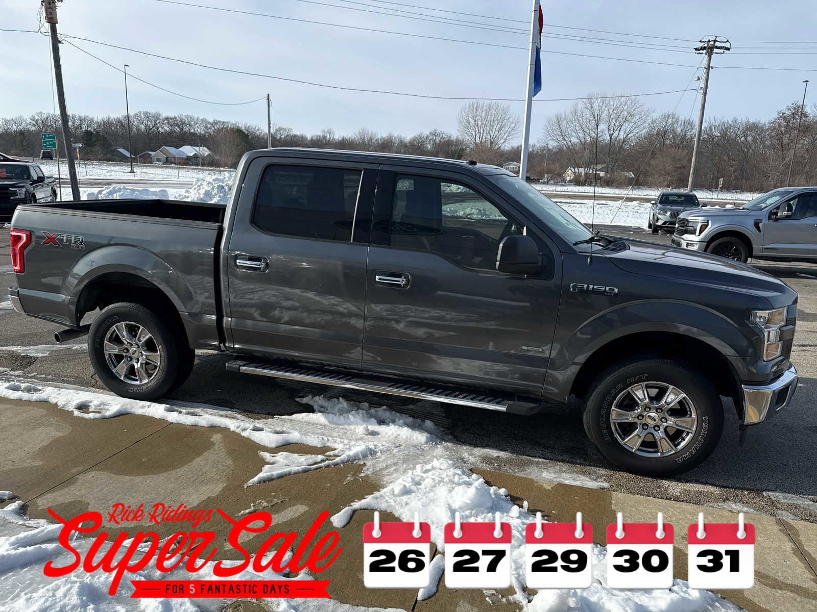 Used 2017 Ford F150 XLT w/ XTR Package image 3