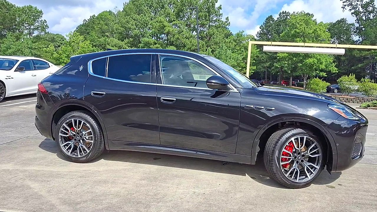 New 2025 Maserati Grecale GT AWD/4WD image 9