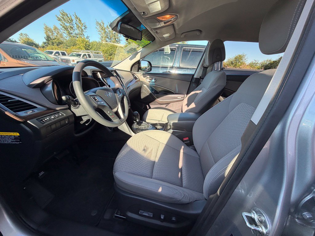 Used 2019 Hyundai Santa Fe XL SE AWD/4WD image 17