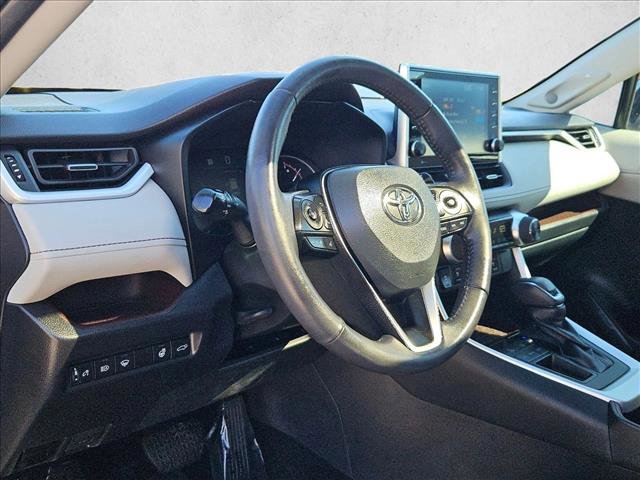 Used 2022 Toyota RAV4 Limited image 10