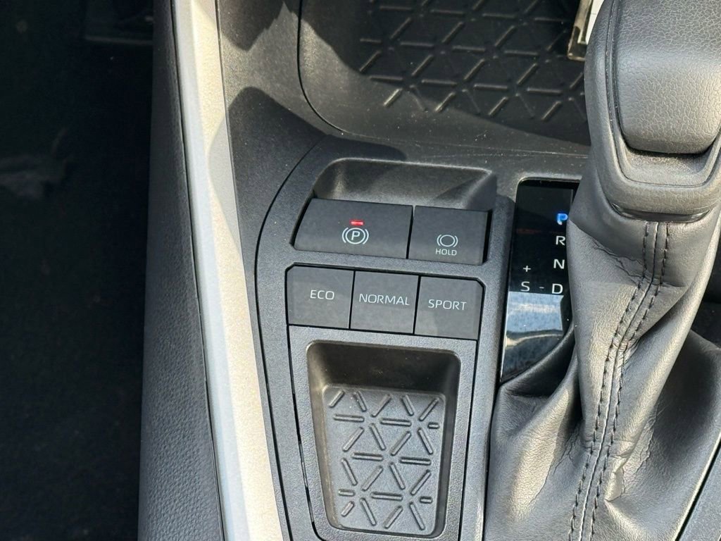 Certified 2025 Toyota RAV4 XLE w/ Weather Package image 32