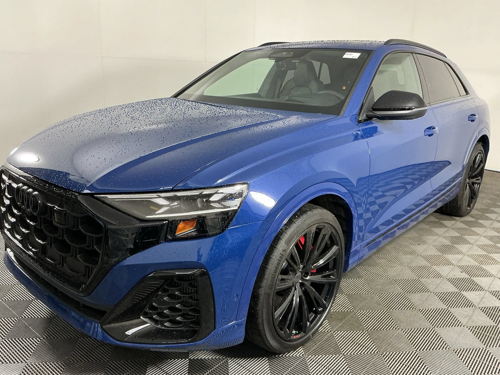New 2027 Audi SQ8 Prestige AWD/4WD image 3