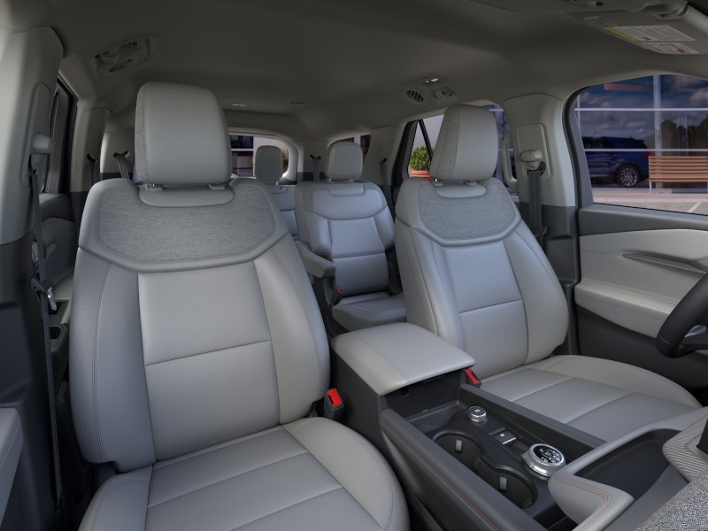 New 2026 Ford Explorer Active w/ Active Comfort Package AWD/4WD image 10