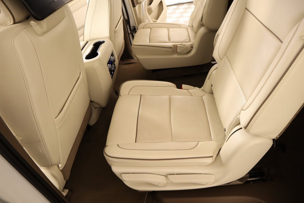 Used 2021 GMC Yukon XL Denali w/ Denali Ultimate Package image 12