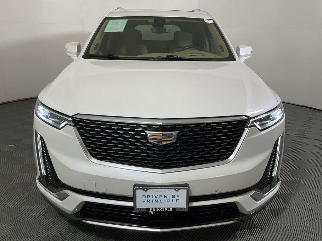 Used 2021 Cadillac XT6 Premium Luxury w/ Platinum Package image 3