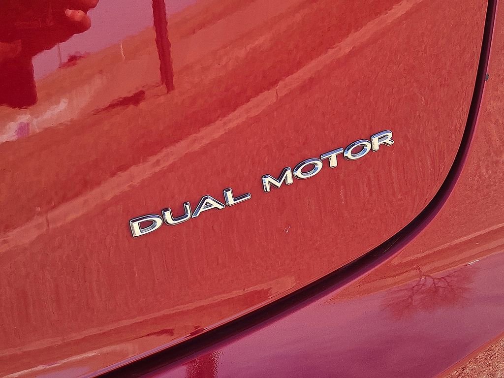 Used 2018 Tesla Model 3 Long Range image 13