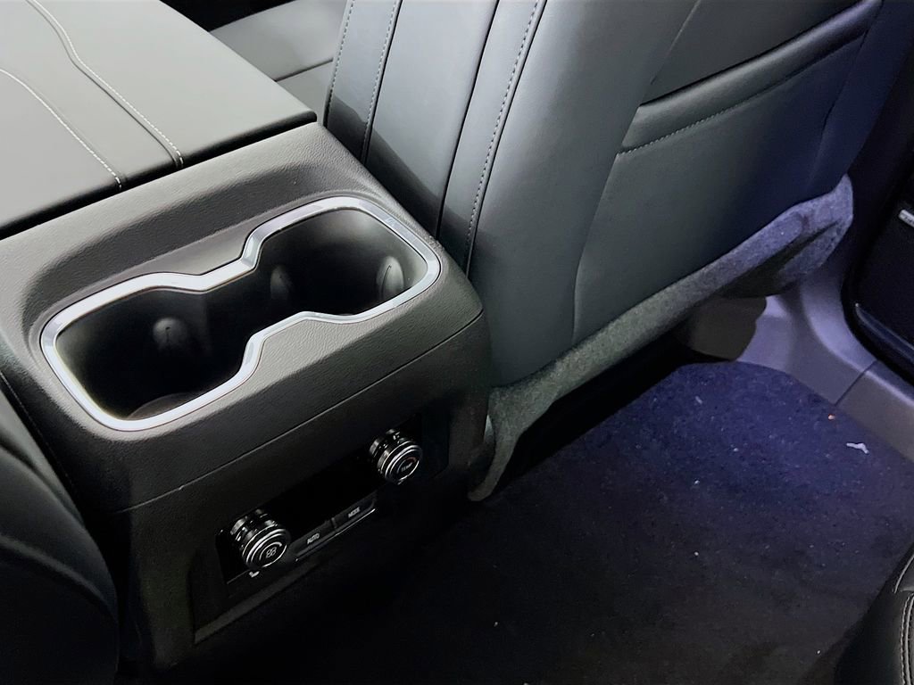 New 2026 GMC Acadia Elevation w/ Super Cruise Package image 25