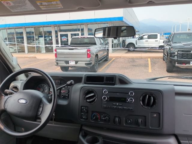 Used 2013 Ford E-150 and Econoline 150 Wagon RWD image 11