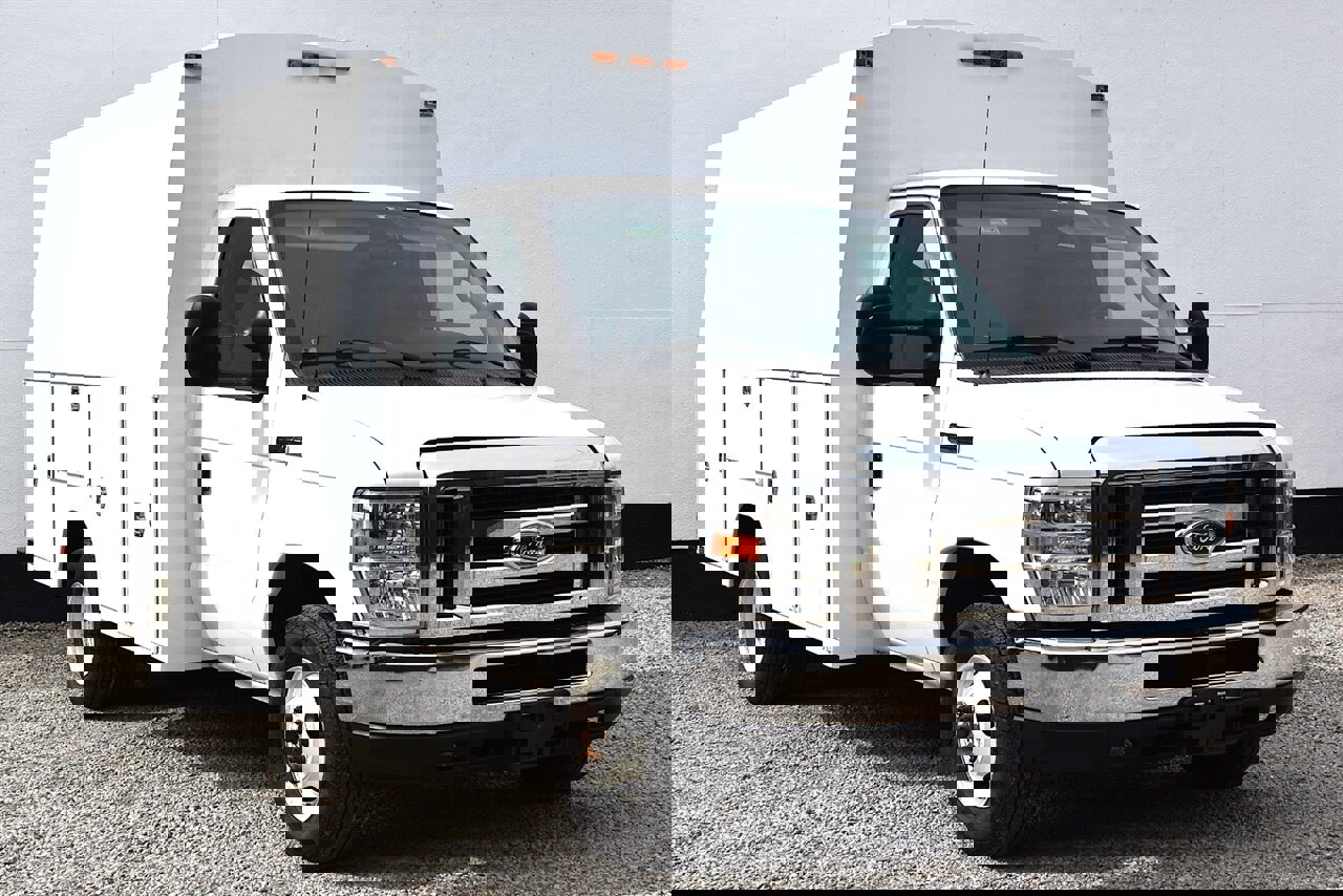 Used 2017 Ford E-350 and Econoline 350 Super Duty w/ Power Windows & Locks Group