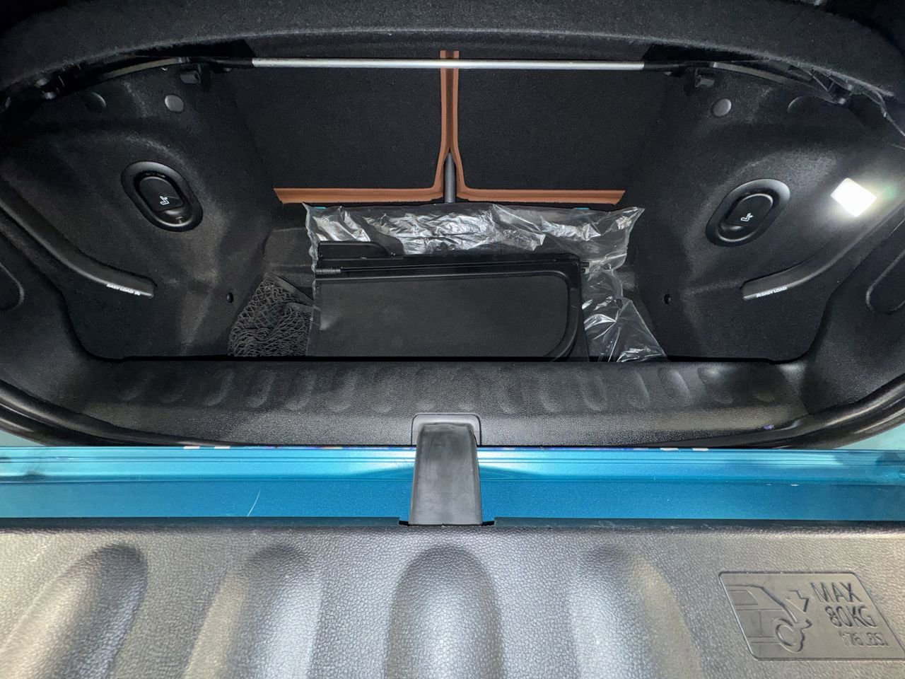 Used 2019 MINI Cooper Convertible w/ Signature Upholstery Package image 30