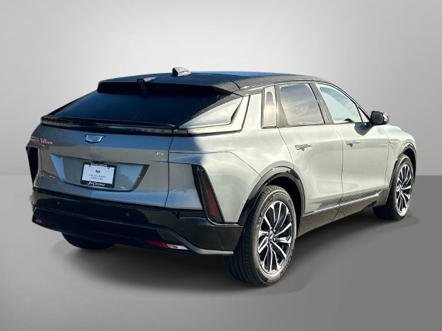 New 2027 Cadillac Lyriq Sport w/ LPO, Floor Liner Package AWD/4WD image 14