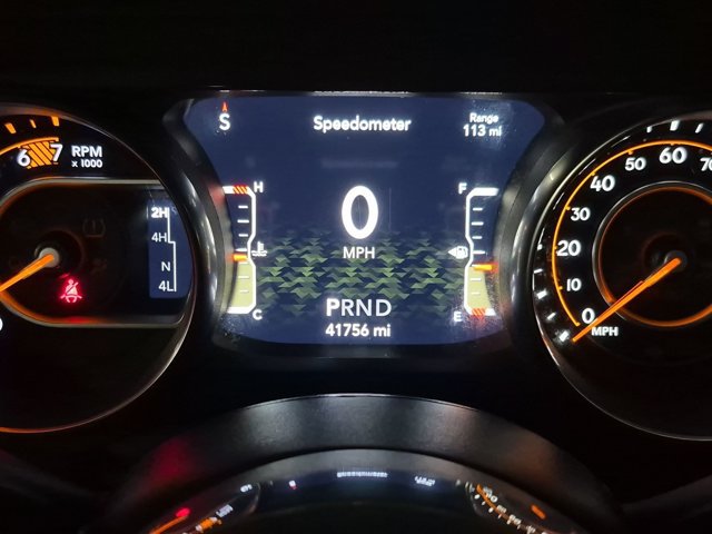 Used 2022 Jeep Wrangler Unlimited Sahara AWD/4WD image 9
