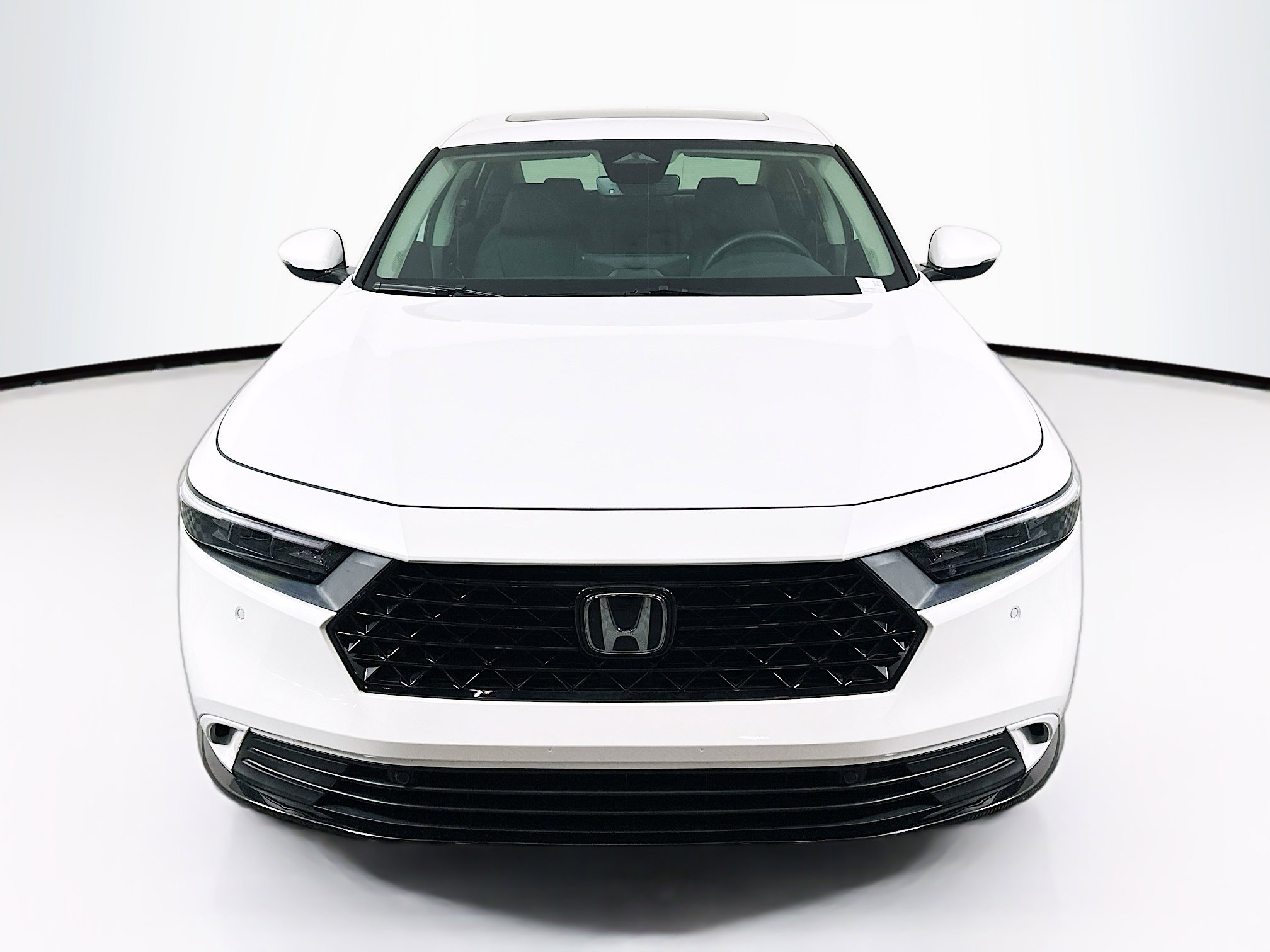 Used 2025 Honda Accord EX-L image 2