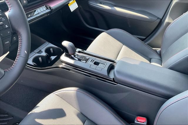 New 2026 Toyota Prius Plug-In Hybrid FWD image 8