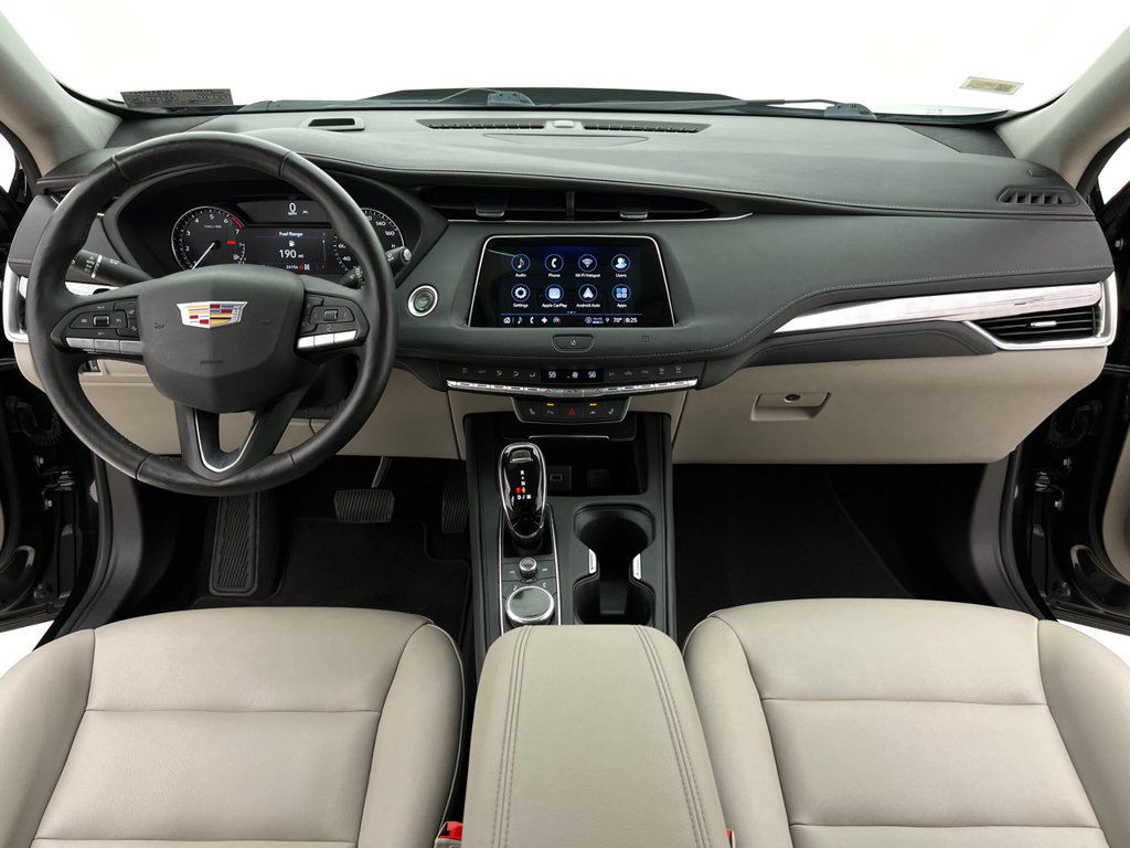Used 2021 Cadillac XT4 Luxury w/ Cold Weather Package AWD/4WD image 21