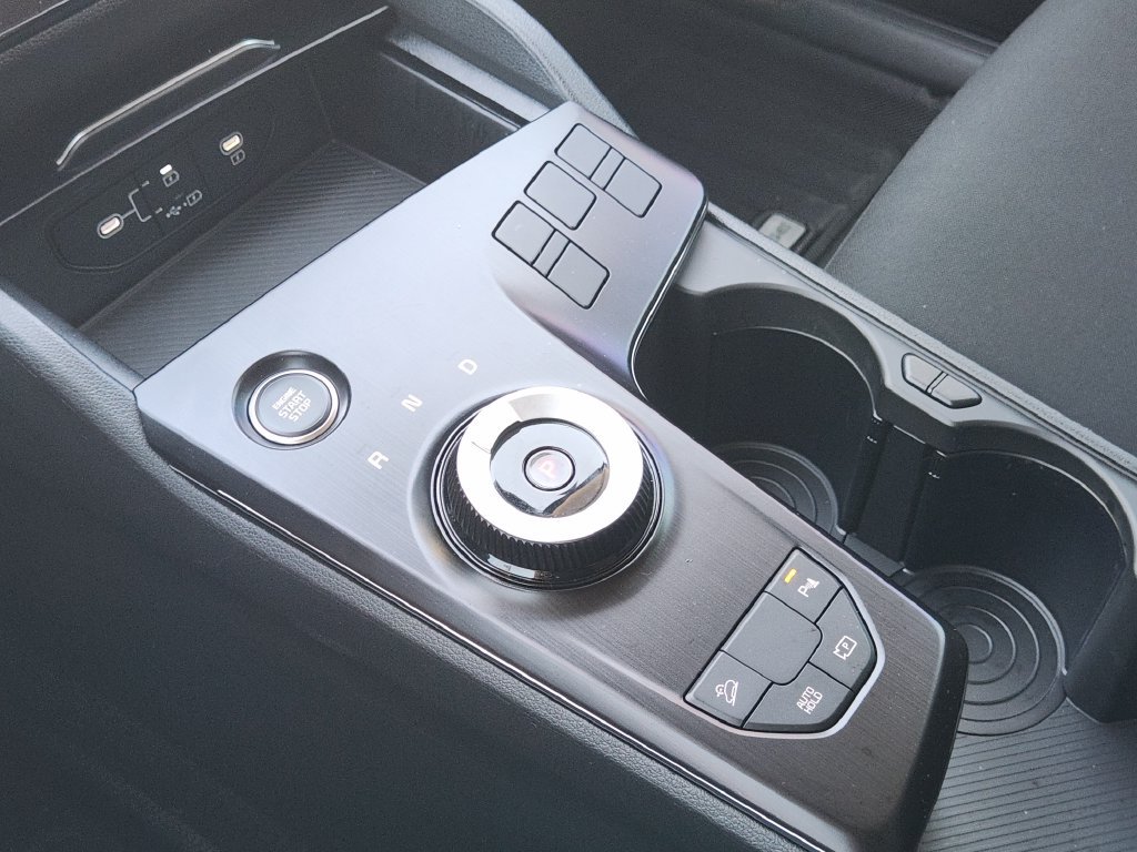 New 2026 Kia Sportage LX FWD image 18