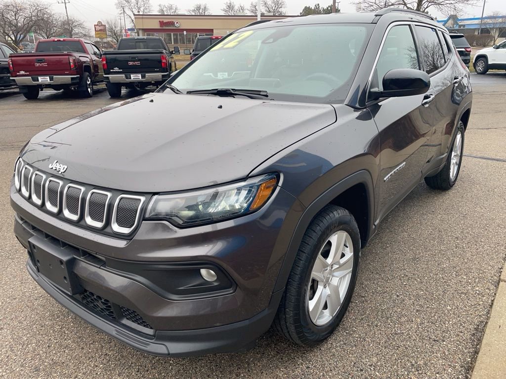 Used 2022 Jeep Compass Latitude image 7