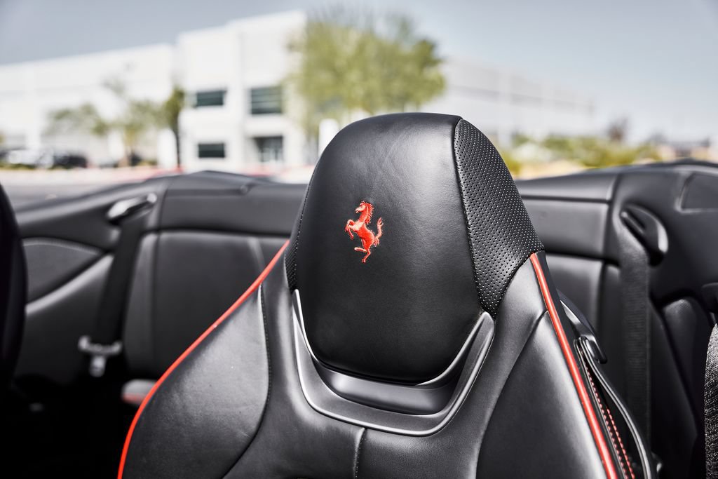 Used 2020 Ferrari Portofino RWD image 49