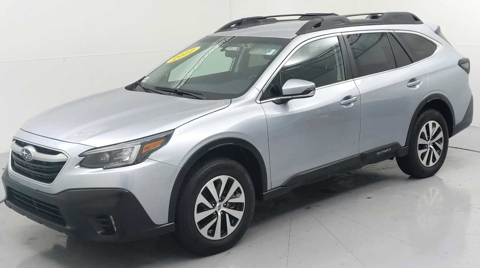 Certified 2022 Subaru Outback Premium image 4