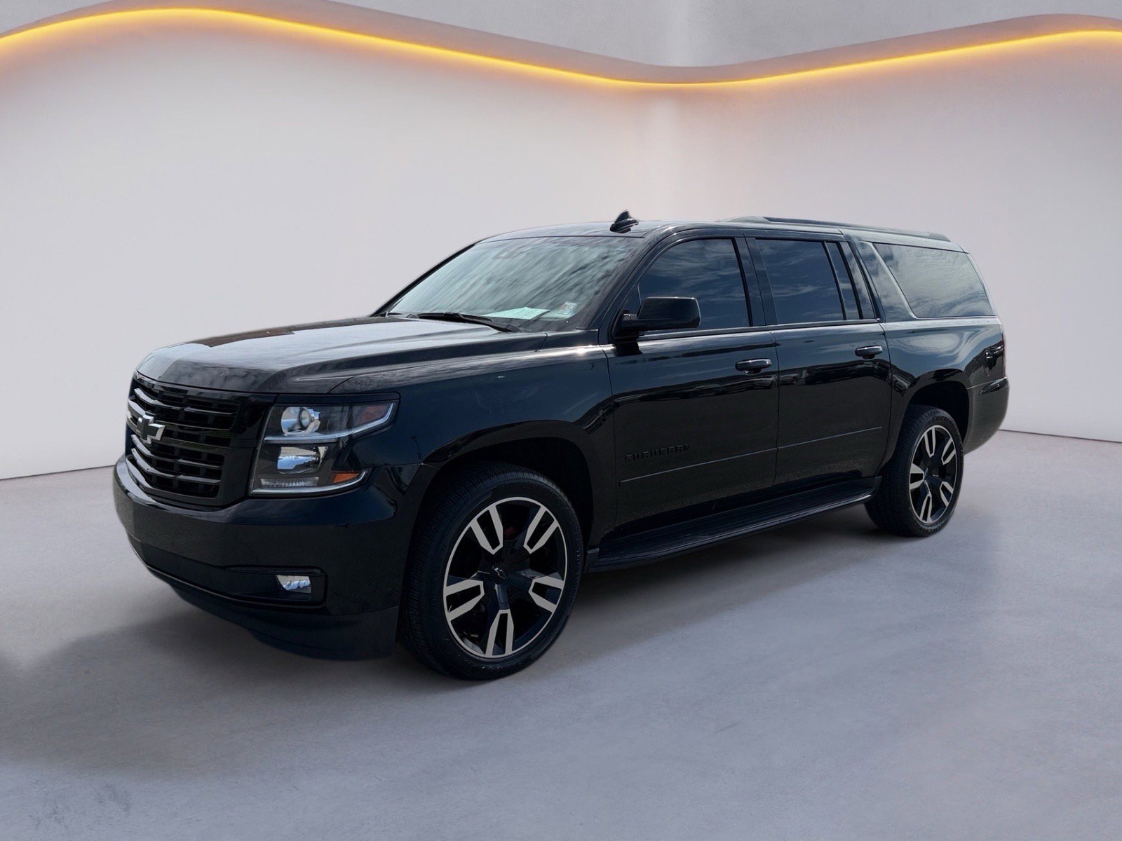 Used 2019 Chevrolet Suburban Premier image 7