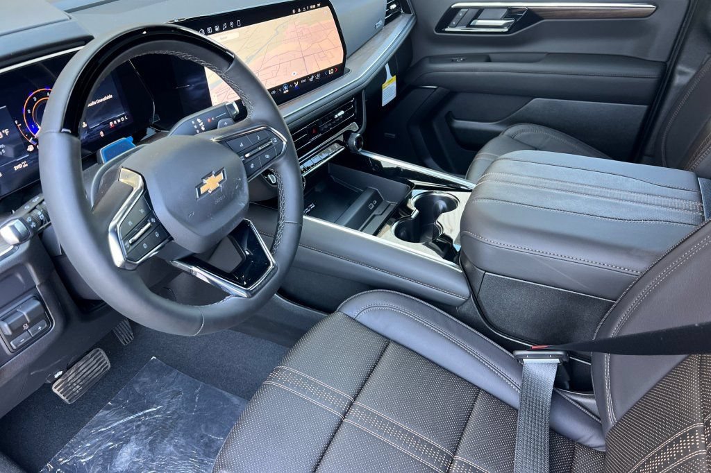New 2026 Chevrolet Tahoe High Country AWD/4WD image 7