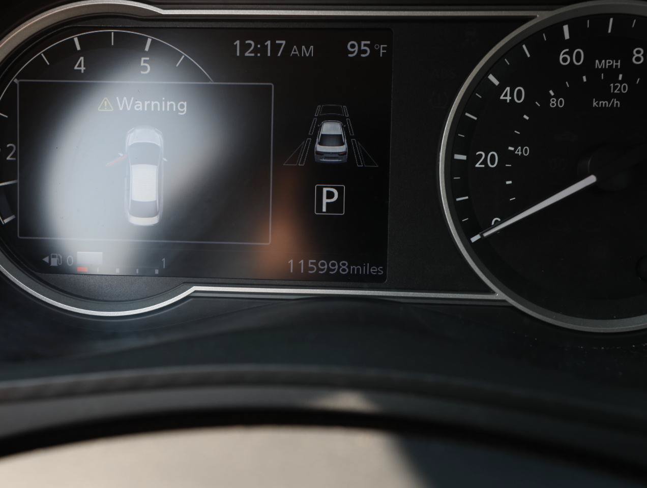 Used 2020 Nissan Versa SV FWD image 20