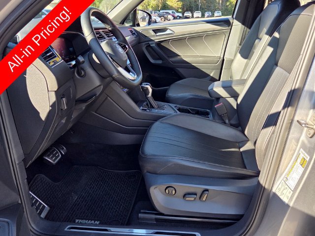 Used 2022 Volkswagen Tiguan SE R-Line FWD image 9