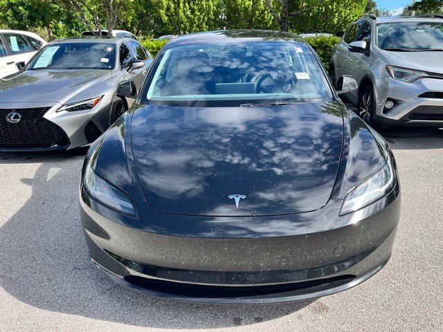 Used 2024 Tesla Model 3 Standard Range RWD image 2
