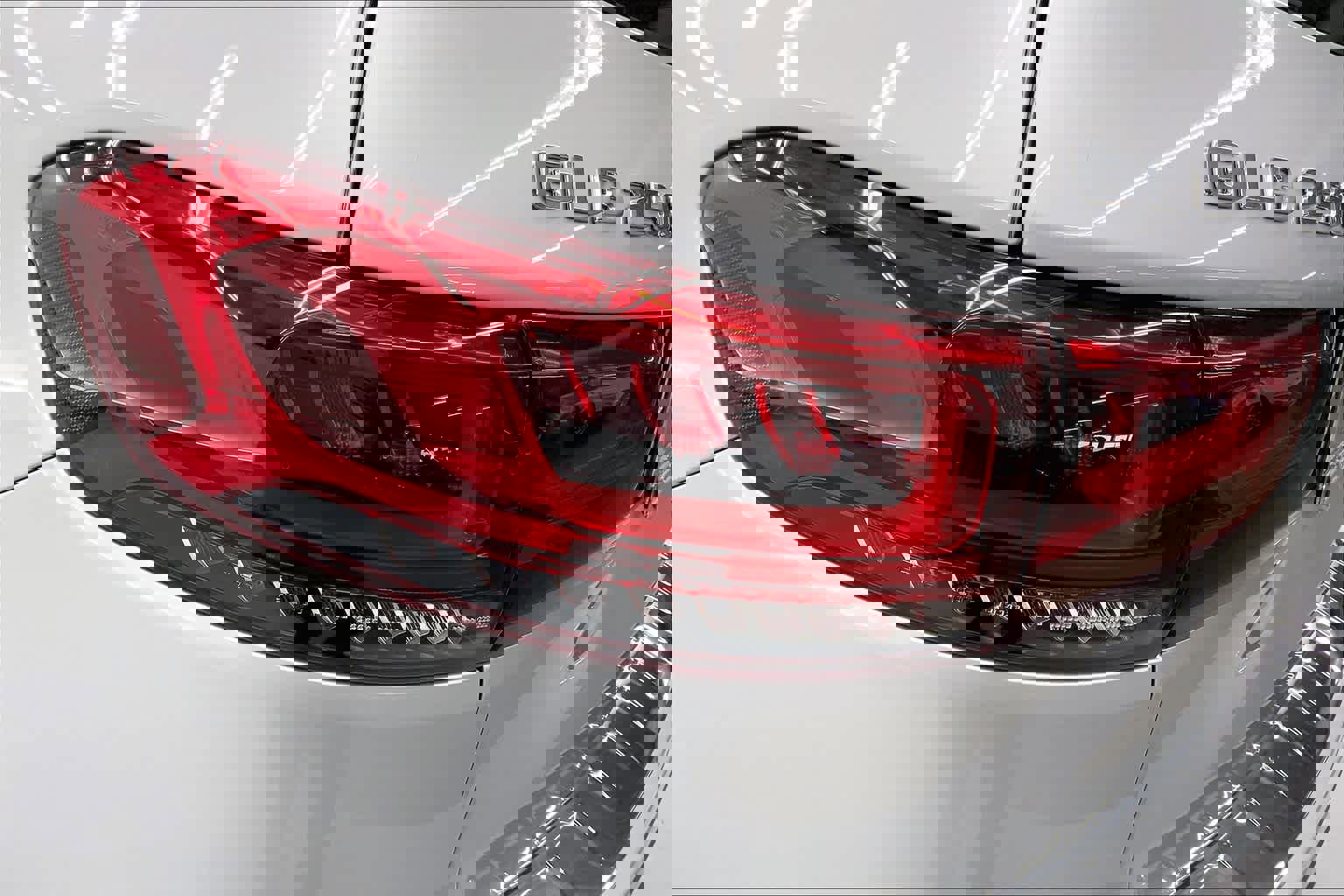 Certified 2022 Mercedes-Benz GLB 250 image 26