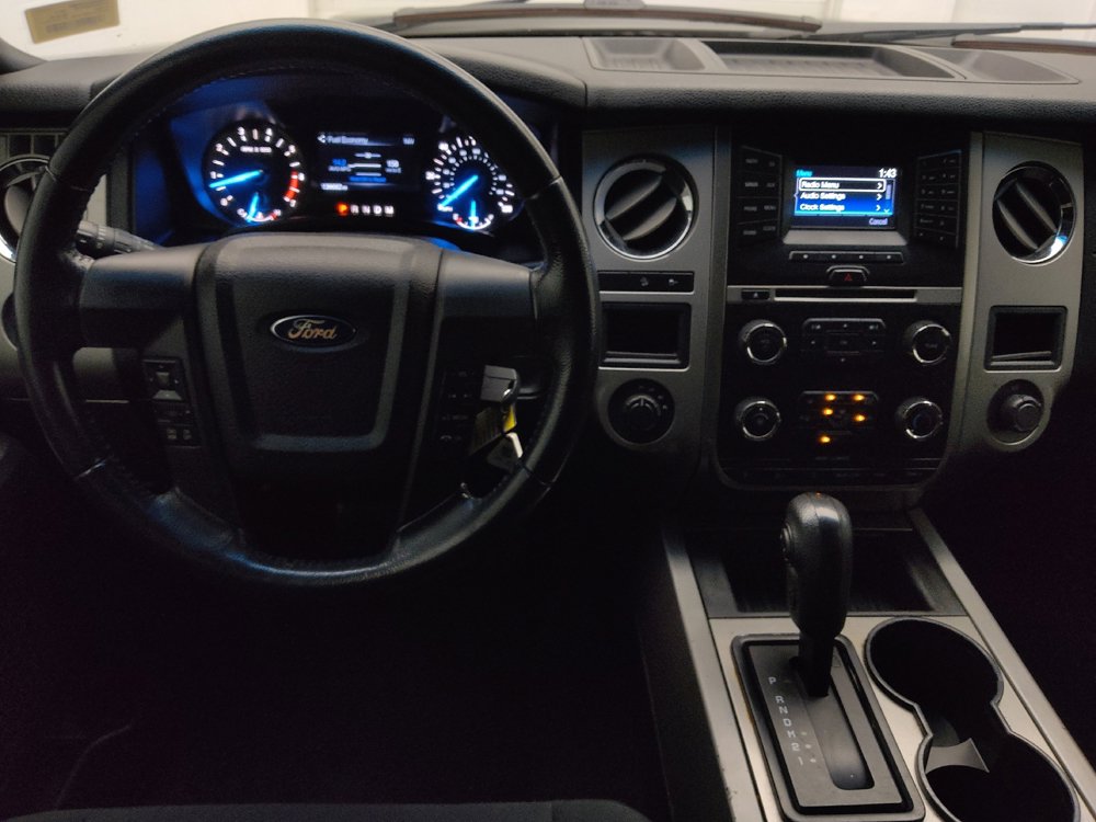 Used 2017 Ford Expedition XLT AWD/4WD image 22