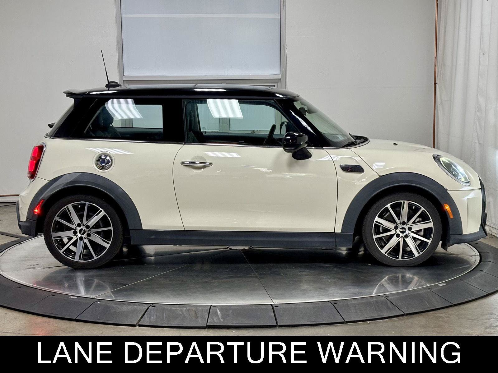 Used 2022 MINI Cooper S FWD image 11