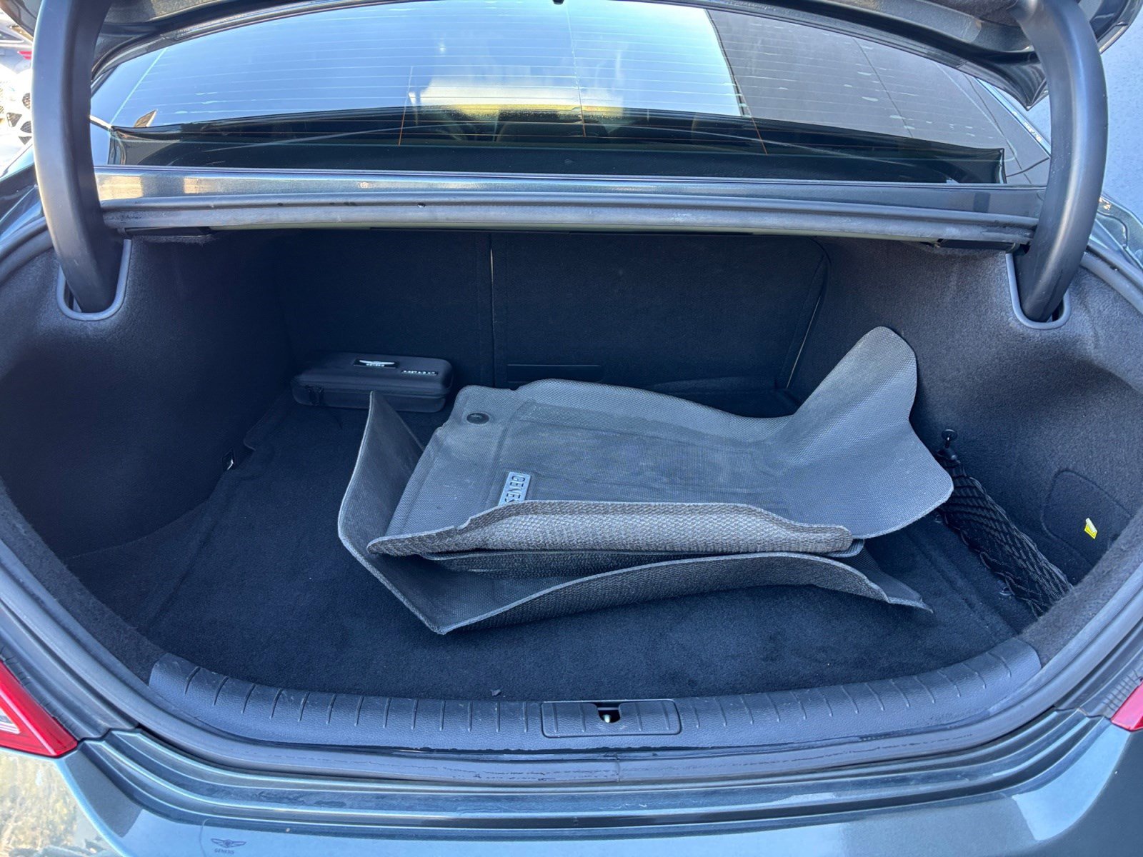 Used 2019 Genesis G70 3.3T Design image 16