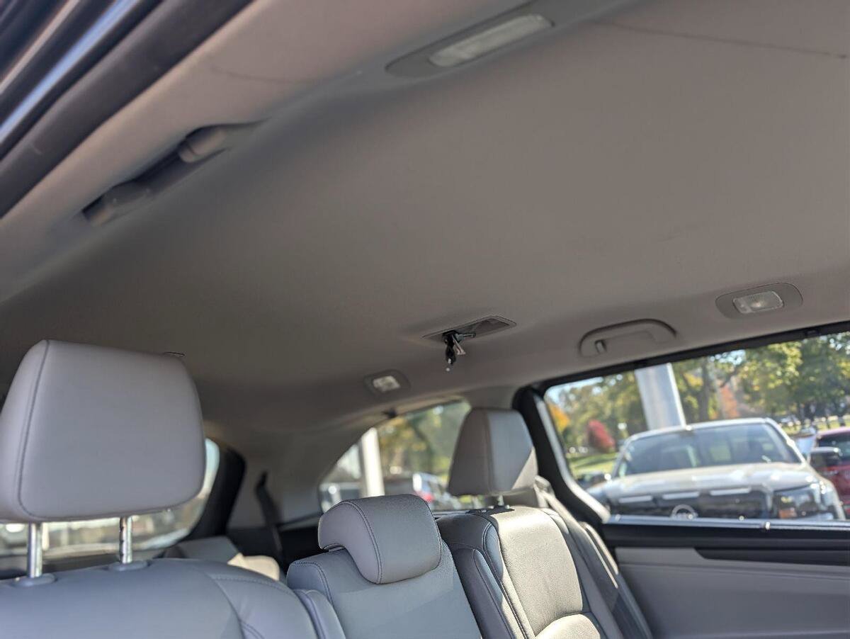 Used 2021 Honda Odyssey EX-L image 39