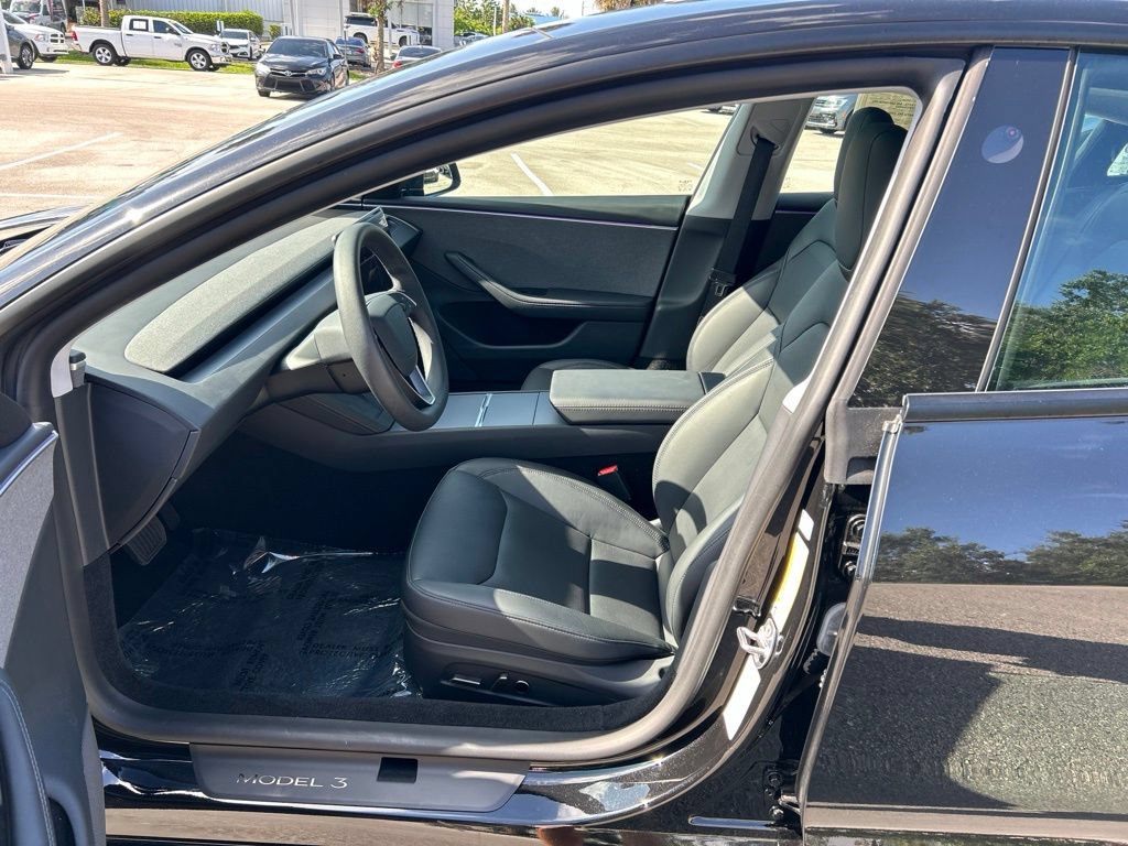 Used 2025 Tesla Model 3 RWD image 15