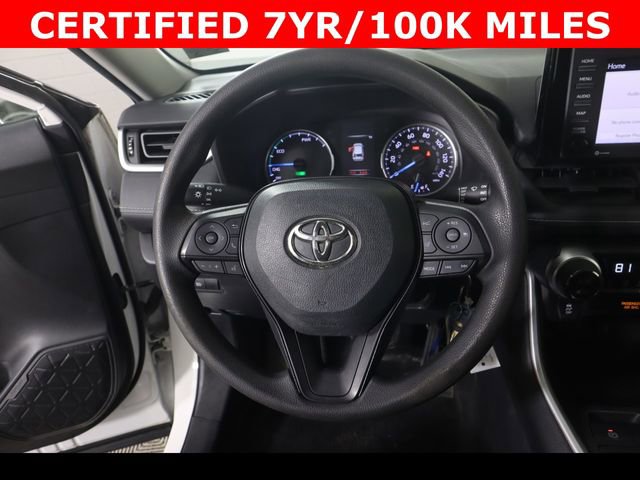 Used 2021 Toyota RAV4 LE image 19