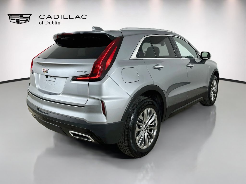 Used 2024 Cadillac XT4 Premium Luxury FWD image 5