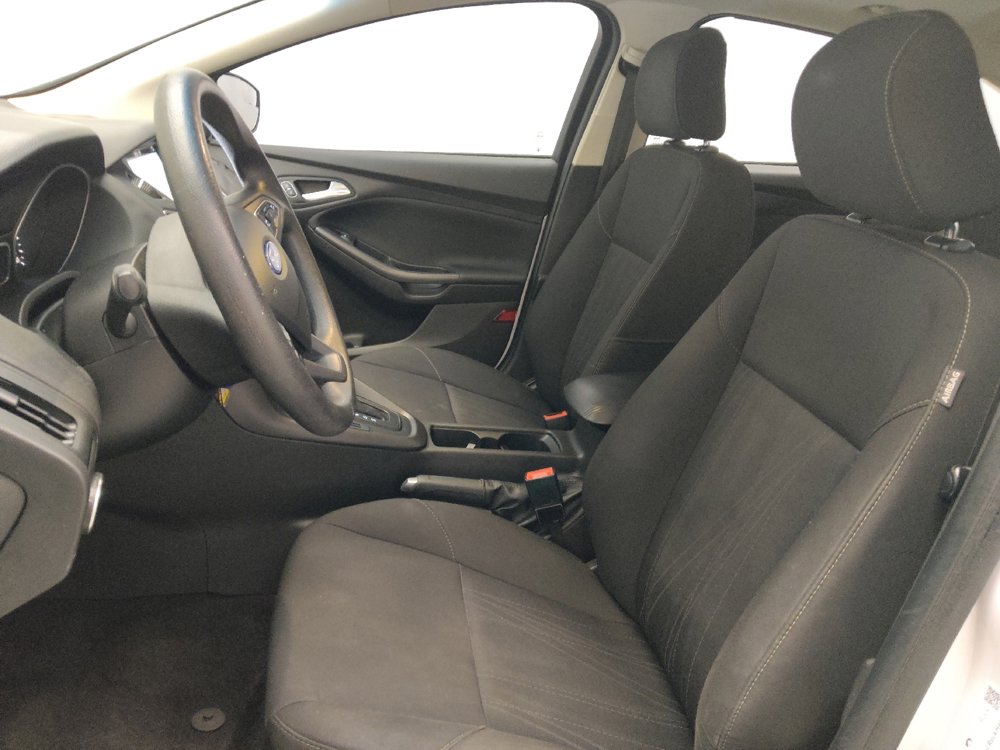 Used 2017 Ford Focus SEL FWD image 17