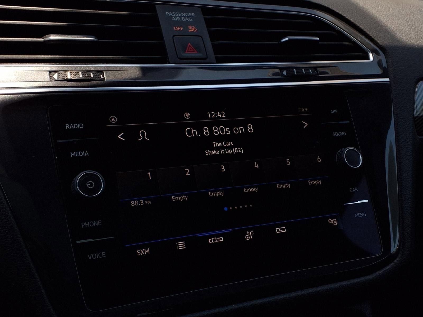 Certified 2023 Volkswagen Tiguan SE R-Line FWD image 10